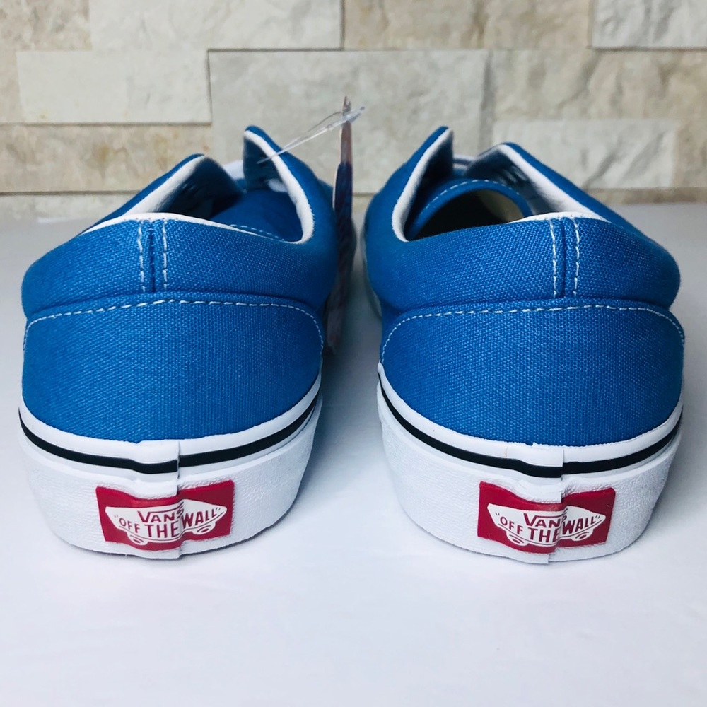 Classic Vans - Picture 5 of 8